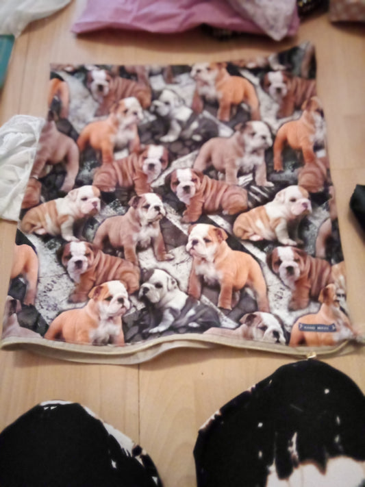 Kissenhülle 50x50 cm – Hundedruck, dekorativ & pflegeleicht