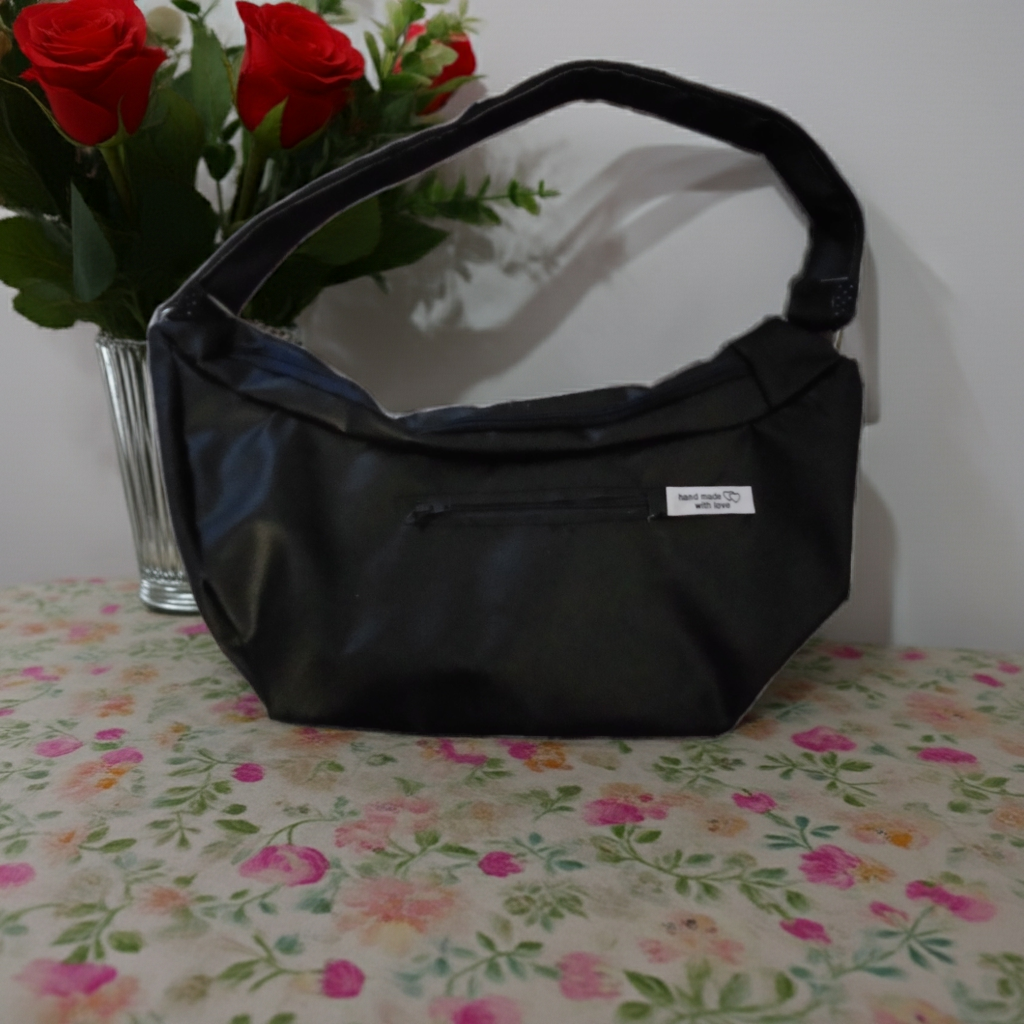 Kunstlederhandtasche für Damen – vegan, elegant & praktisch