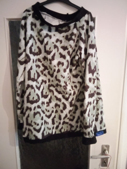 Damen Raglan-Shirt Größe M – Jersey, Grün & Leoparden-Muster